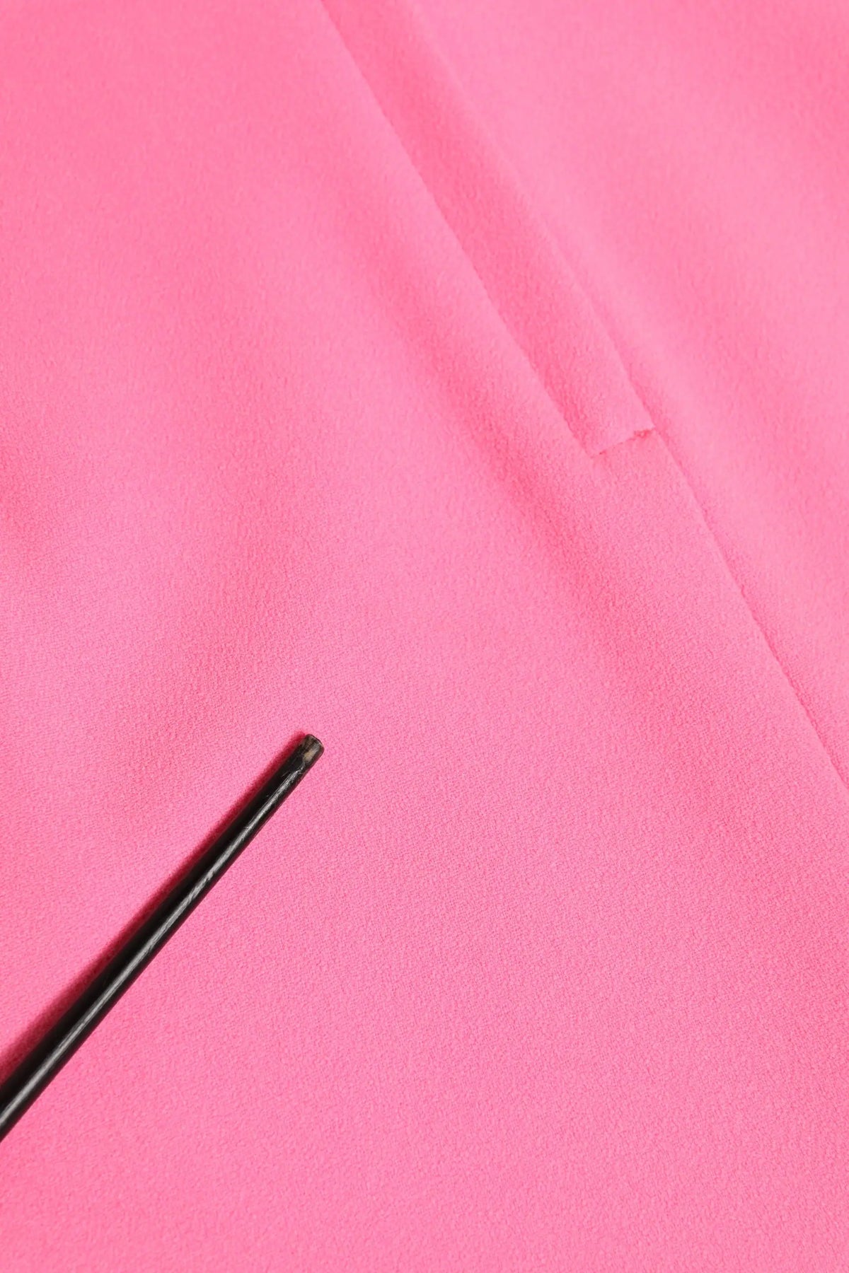 Robe midi ajustée à manches longues dolce & gabbana en polyester rose vif avec texture douce et plis subtils