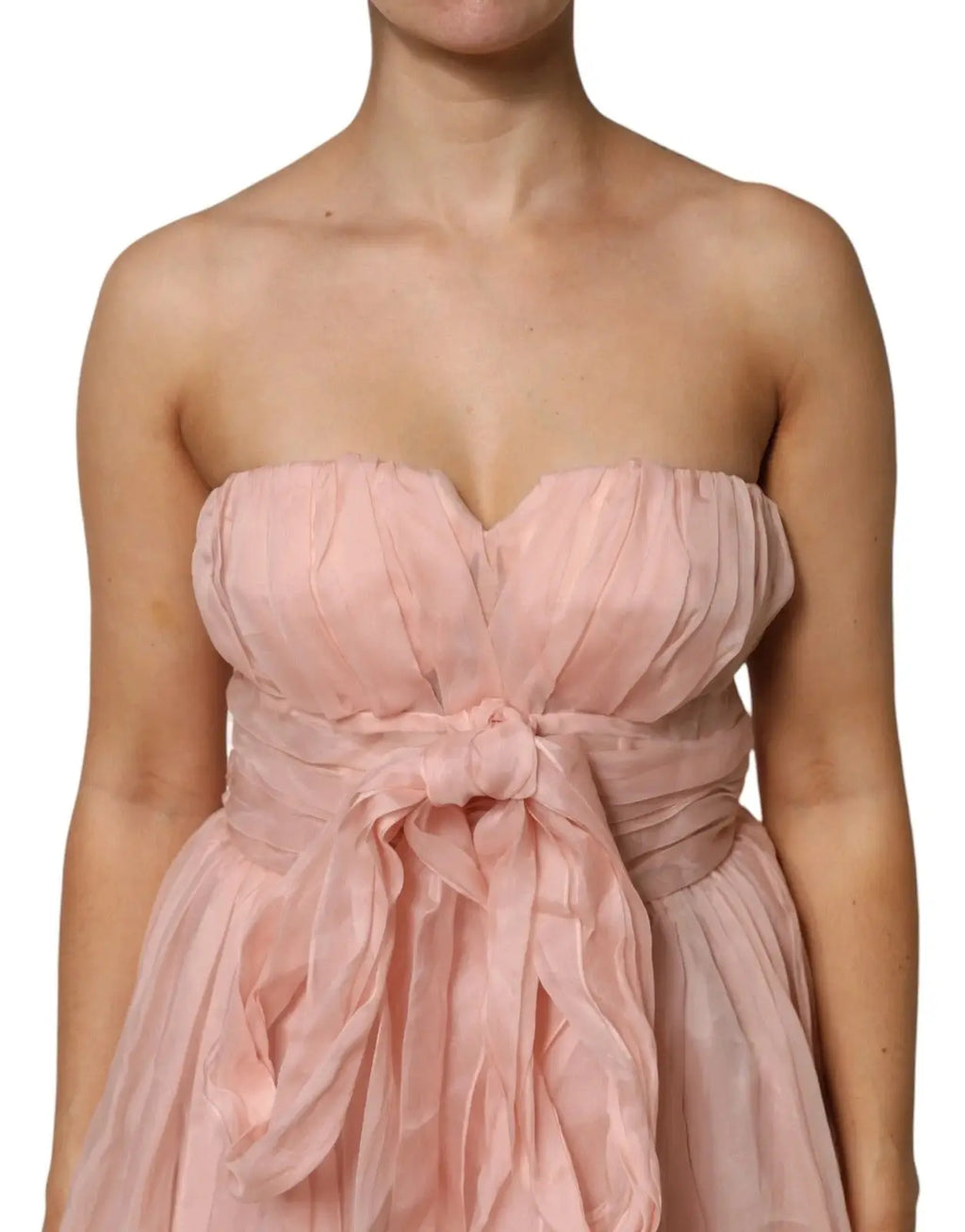 Robe midi plissée en chiffon de soie rose dolce & gabbana avec bustier froncé et taille nouée en tissu assorti
