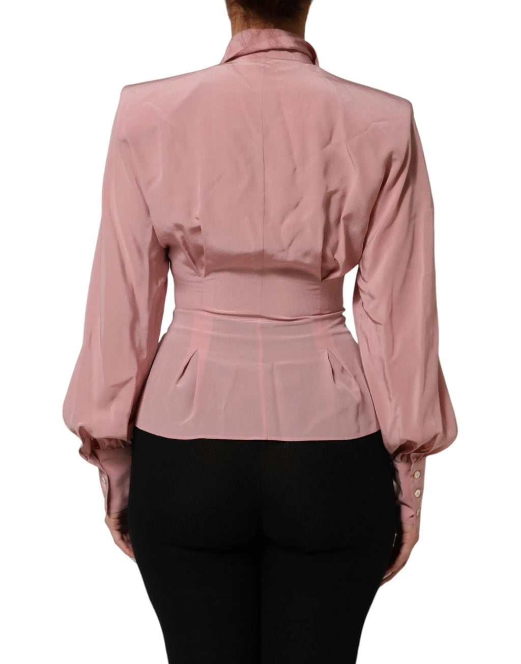 Blouse dolce & gabbana en soie rose pâle avec col, manches longues volumineuses et taille cintrée en satin doux