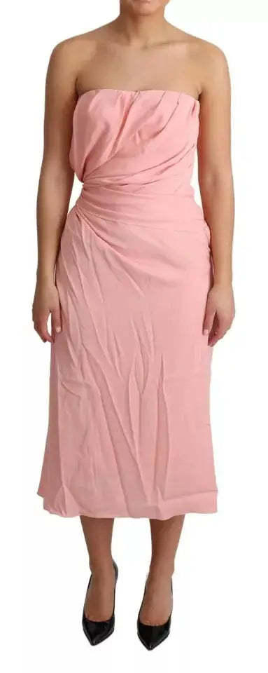 Robe midi rose douce sans bretelles en soie stretch dolce gabbana avec corsage drapé et tissu fluide