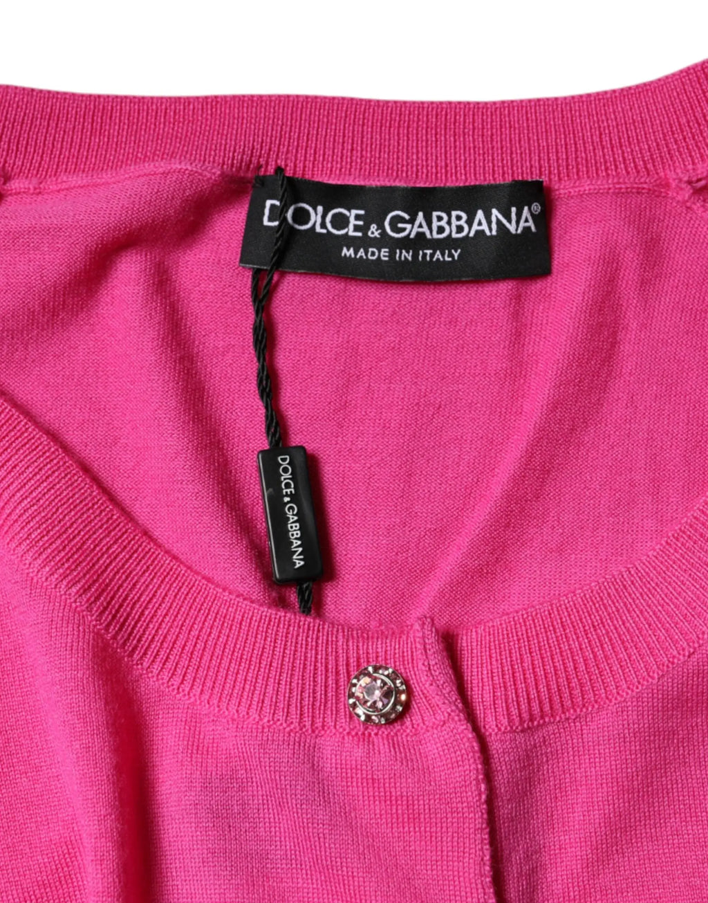 Cardigan dolce & gabbana rose vif en laine avec encolure côtelée et bouton argenté décoratif manches courtes