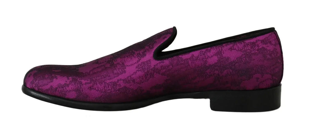 Loafer slip-on en velours violet avec motif floral subtil et bordure en cuir noir dolce & gabbana
