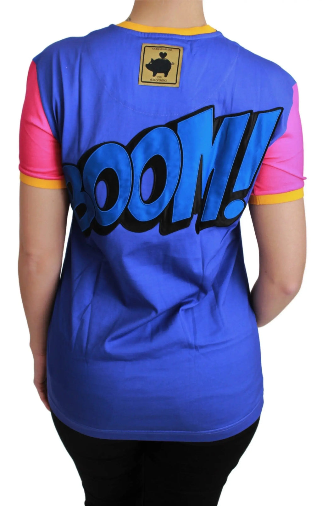 Vue arrière du t-shirt coton dolce & gabbana purple pig supergirl bleu et rose avec graphique boom noir en lettres contour