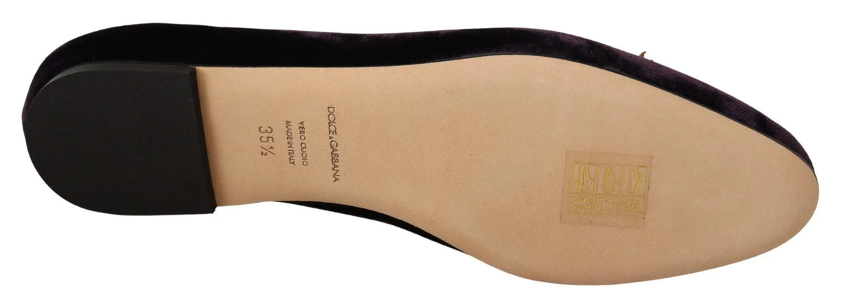Dolce & gabbana purple velvet dg heart loafers flat shoes en suède noir avec semelle intérieure en cuir beige et talon en caoutchouc noir