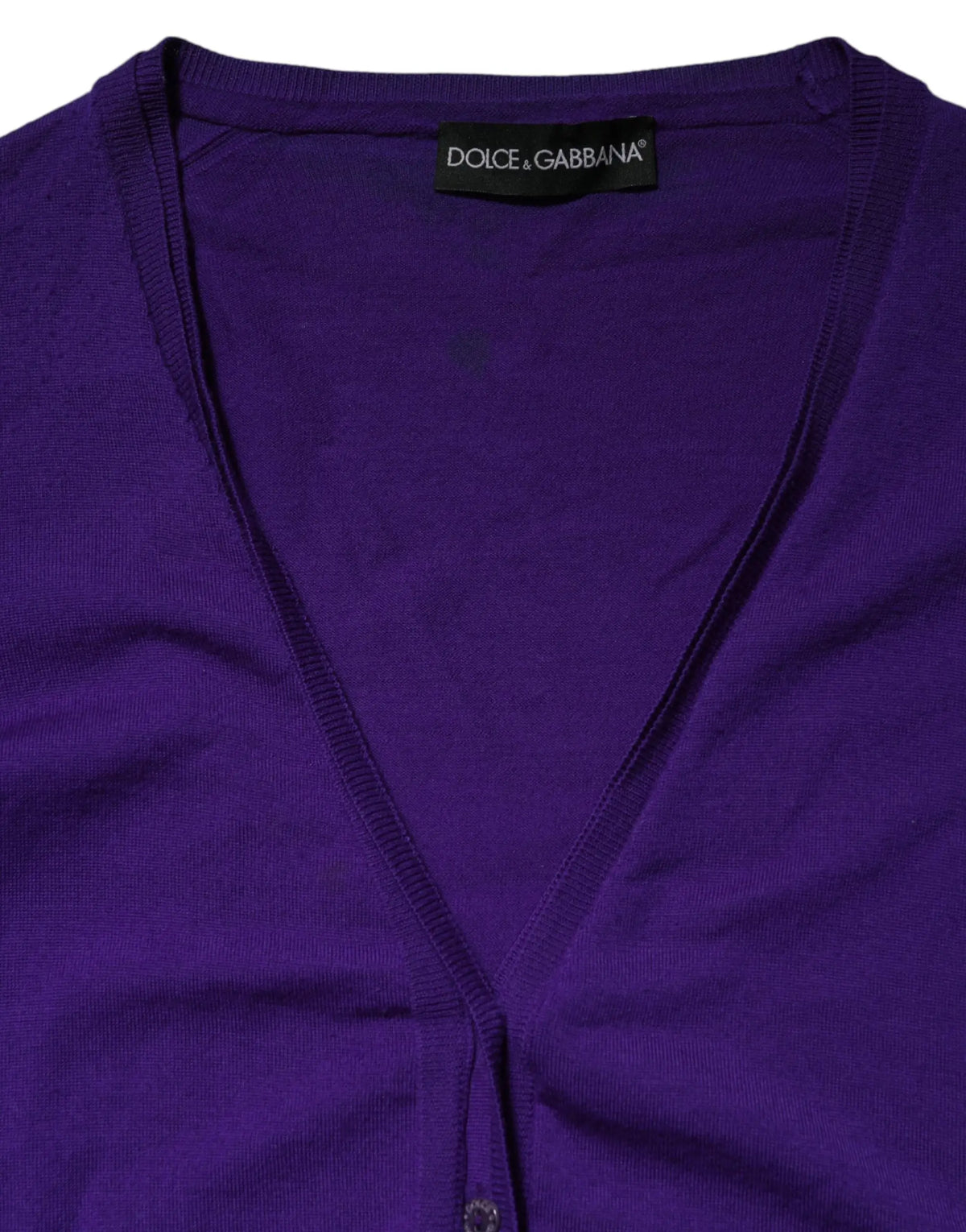 Cardigan violet en laine dolce gabbana avec col en v et fermeture boutonnée en maille