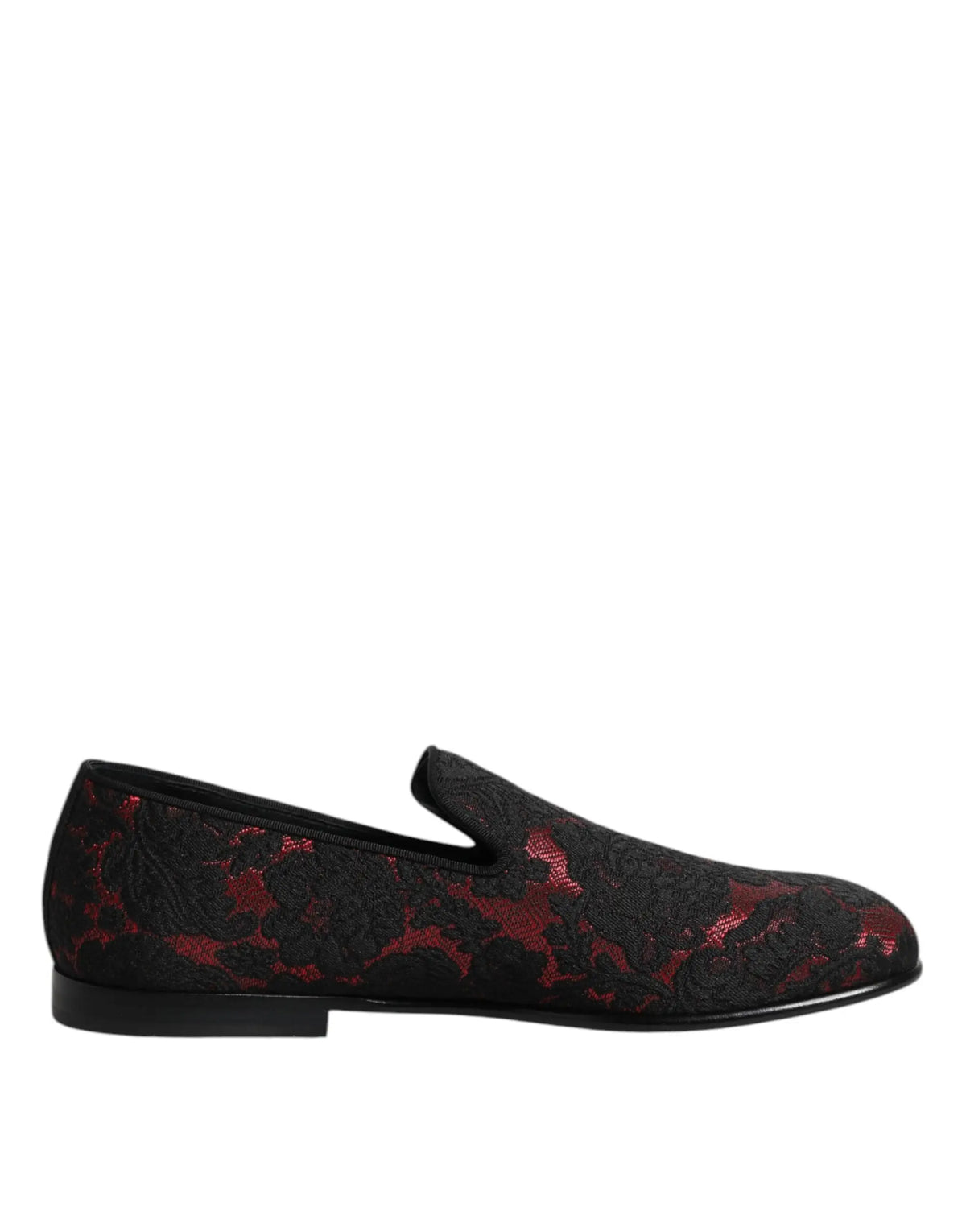 Dolce & gabbana mocassins rouges et noirs en jacquard avec une légère brillance et silhouette slip on