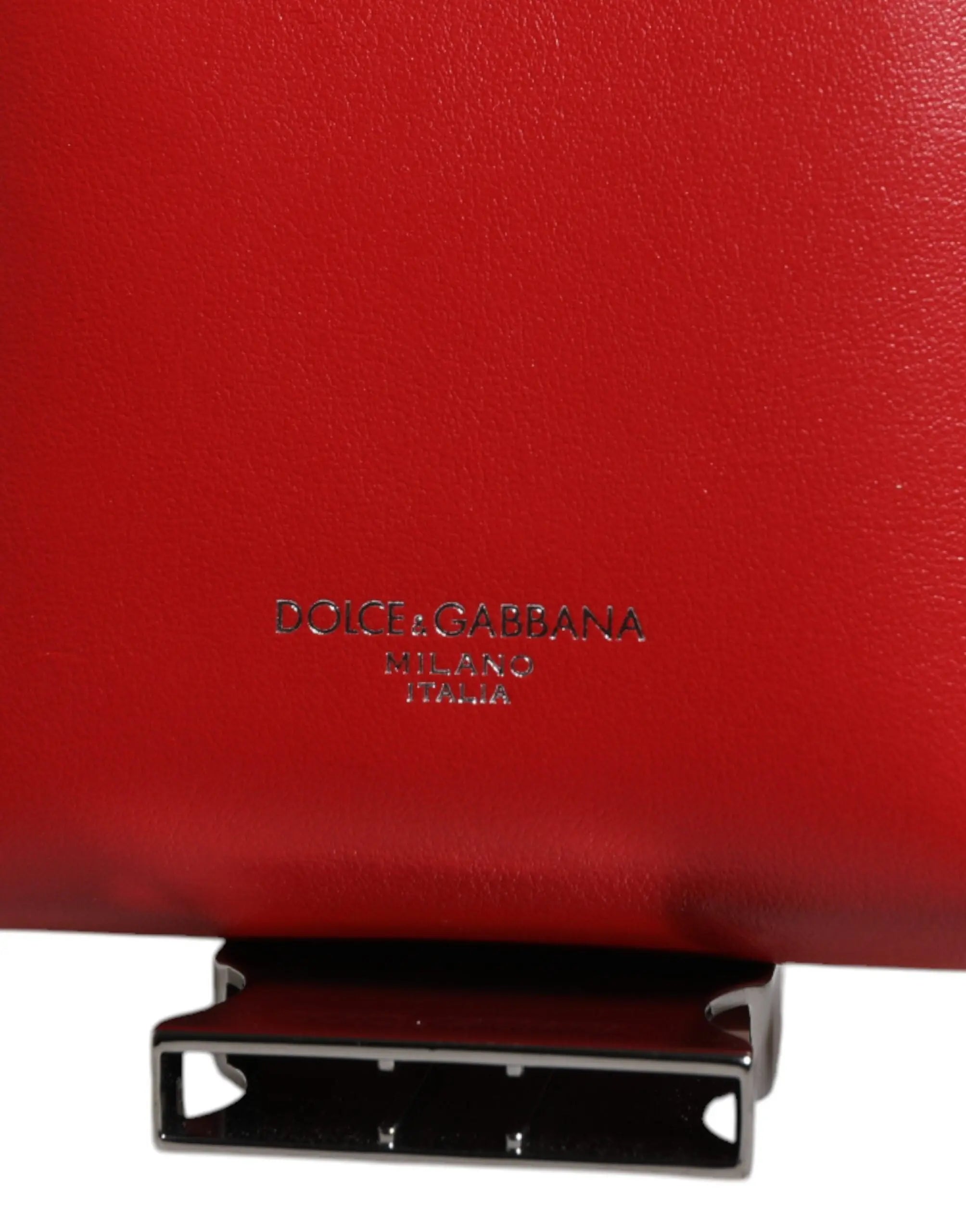 Pochette rouge en cuir dolce gabbana milano italie avec fermeture noire pour portefeuille à large sangle avec logo