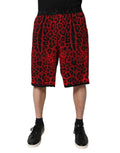Dolce & gabbana bermuda en viscose rouge à imprimé léopard noir avec ceinture élastique à logo