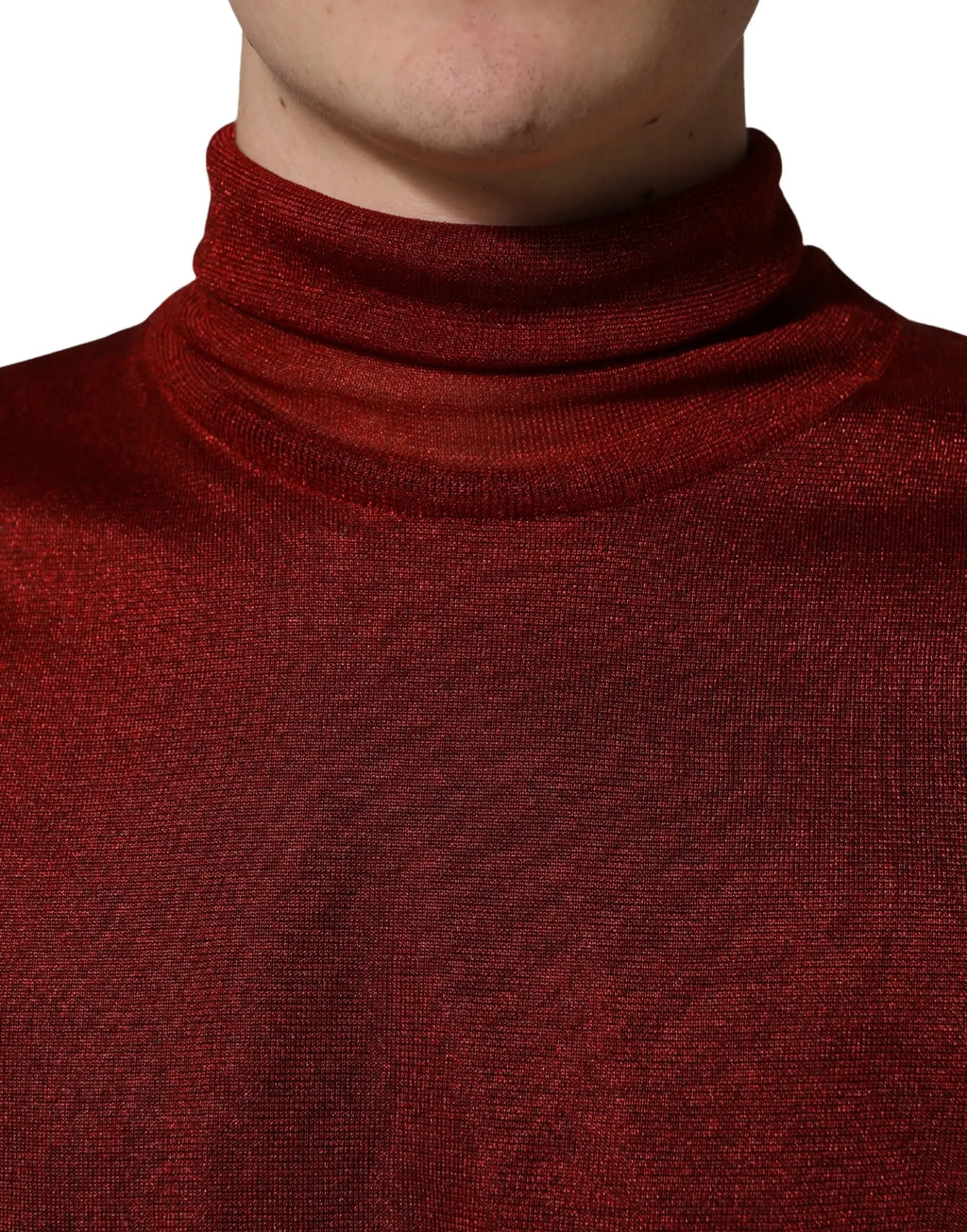 Pull encolure roulée rouge dolce & gabbana en maille fine riche et brillante à manches longues