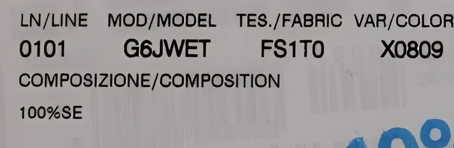 Étiquette du dos de pantalon rouge en soie dolce & gabbana avec imprimé oiseau et composition 100 pour tissus