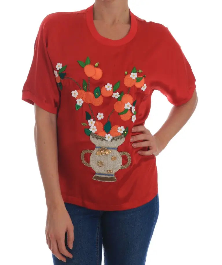 Dolce & gabbana chemisier en soie rouge à manches courtes avec broderie détaillée doranges et fleurs blanches