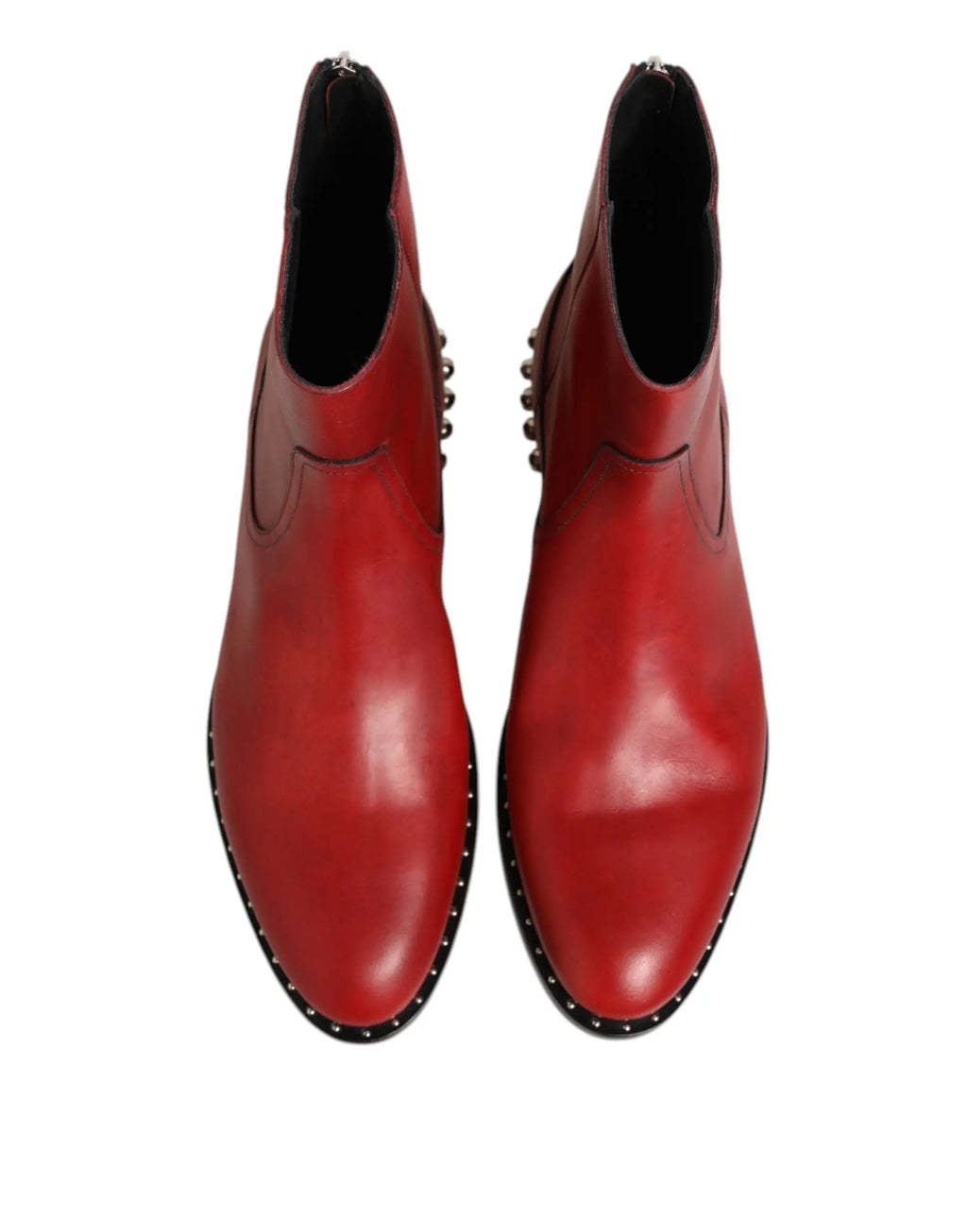 Bottes courtes chelsea dolce & gabbana en cuir rouge vif avec clous noirs sur le bout et le côté