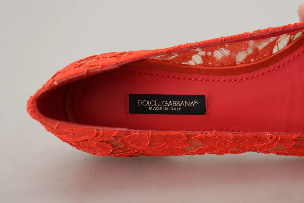 Ballet flats dolce & gabbana rouges en dentelle orange avec motif floral délicat et étiquette noire intérieure