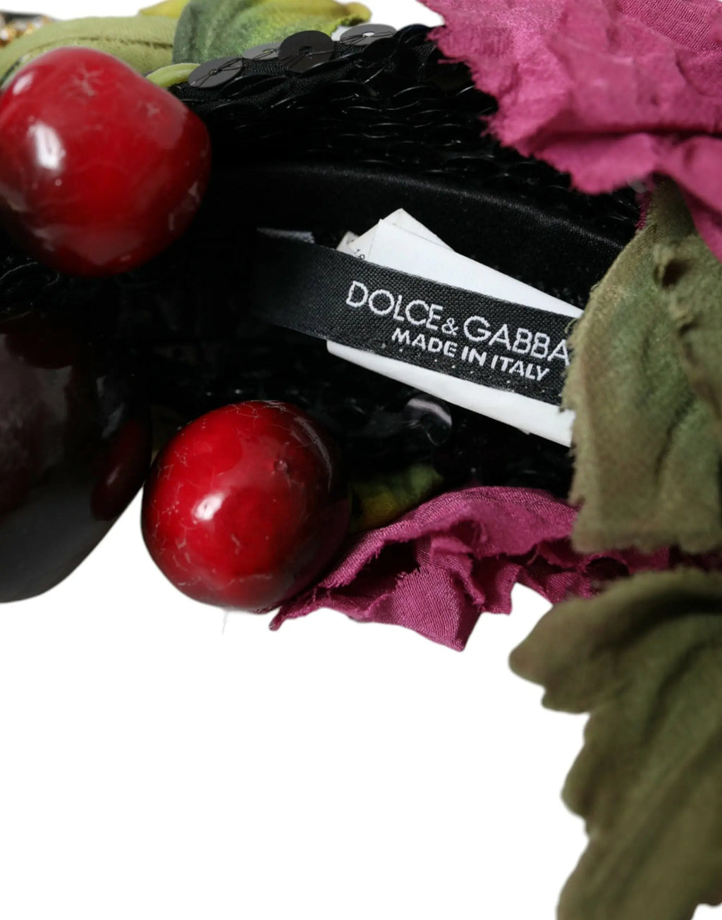 Dolce & Gabbana diadème rouge cerise avec cristaux, feuilles vert foncé et fleurs magenta en tissu