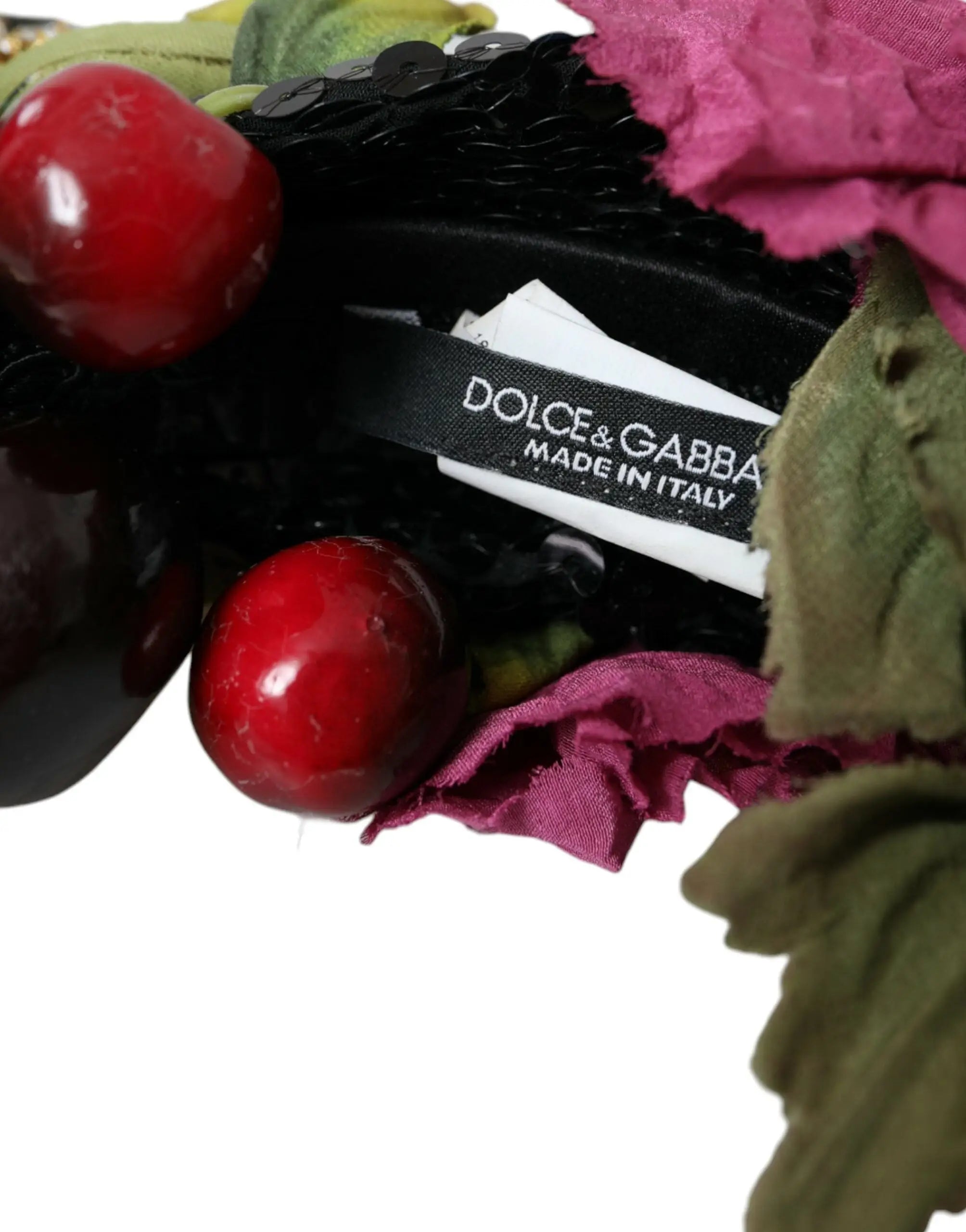 Dolce & Gabbana diadème rouge cerise avec cristaux, feuilles vert foncé et fleurs magenta en tissu