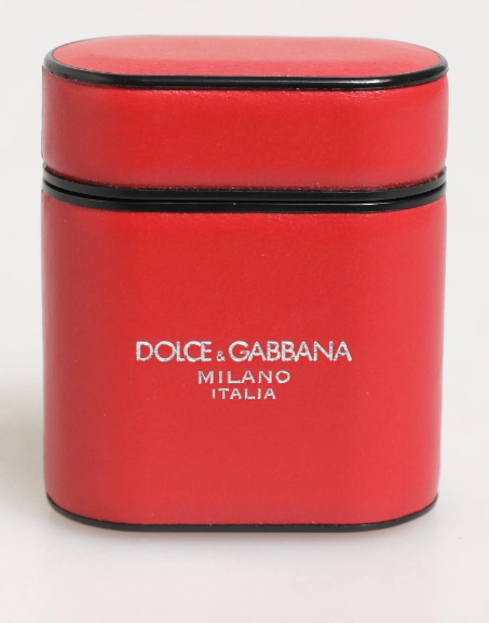 Étui vibrant rouge en cuir de veau avec bordure noire et marquage argenté dolce & gabbana milano italia pour airpods