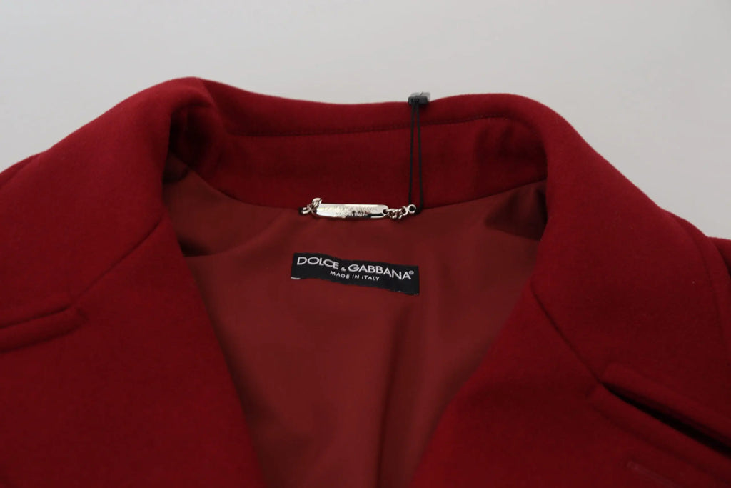 Manteau dolce & gabbana rouge en laine double boutonnage avec col tailleur et étiquette métallique made in italy