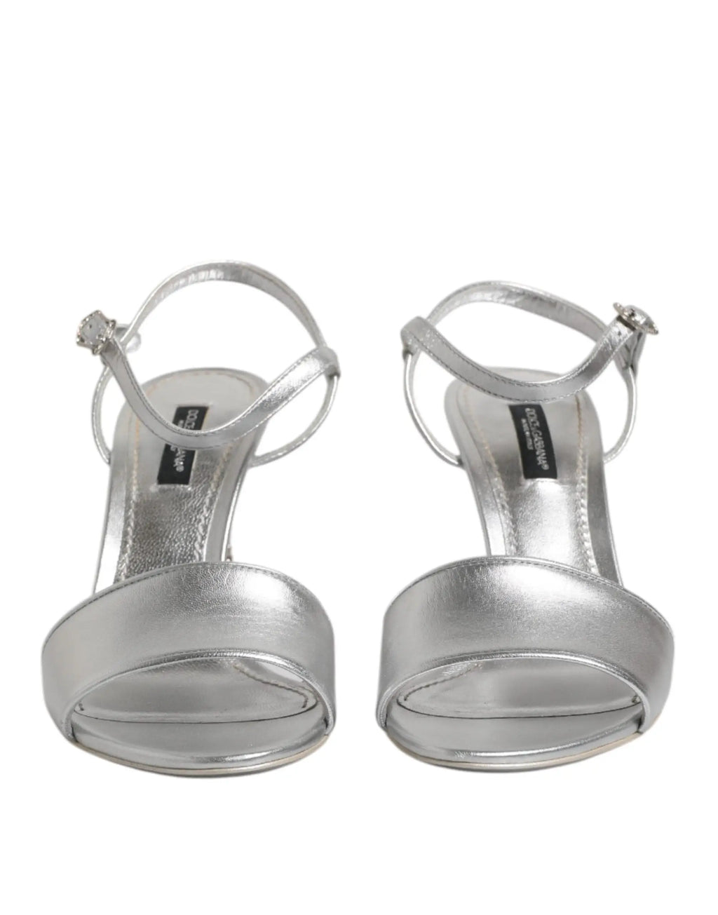 Dolce & gabbana silver keira heels sandales à talons en cuir métallisé argenté avec lanières fines et cristaux aux chevilles