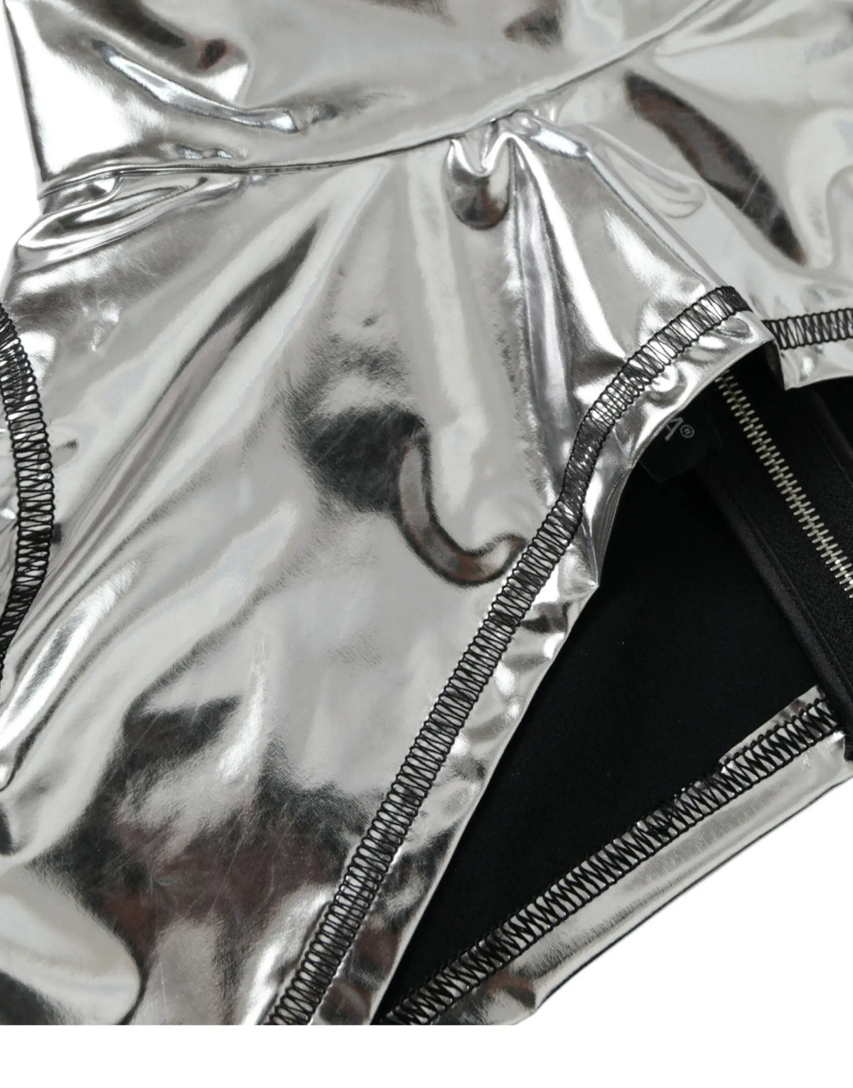 Haut stretch en polyester argenté dolce & gabbana avec tissu métallique brillant et fermetures éclair noires