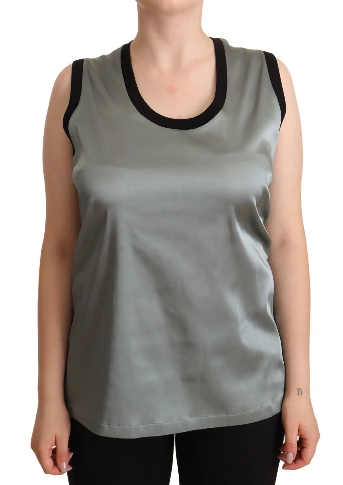 Top sans manches gris en satin avec bordure noire dolce gabbana usage décontracté col rond