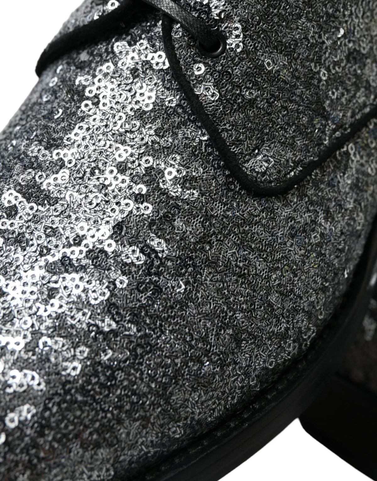 Chaussure derby pour homme dolce & gabbana noire avec surface texturée et sequins argentés épars et lacets noirs