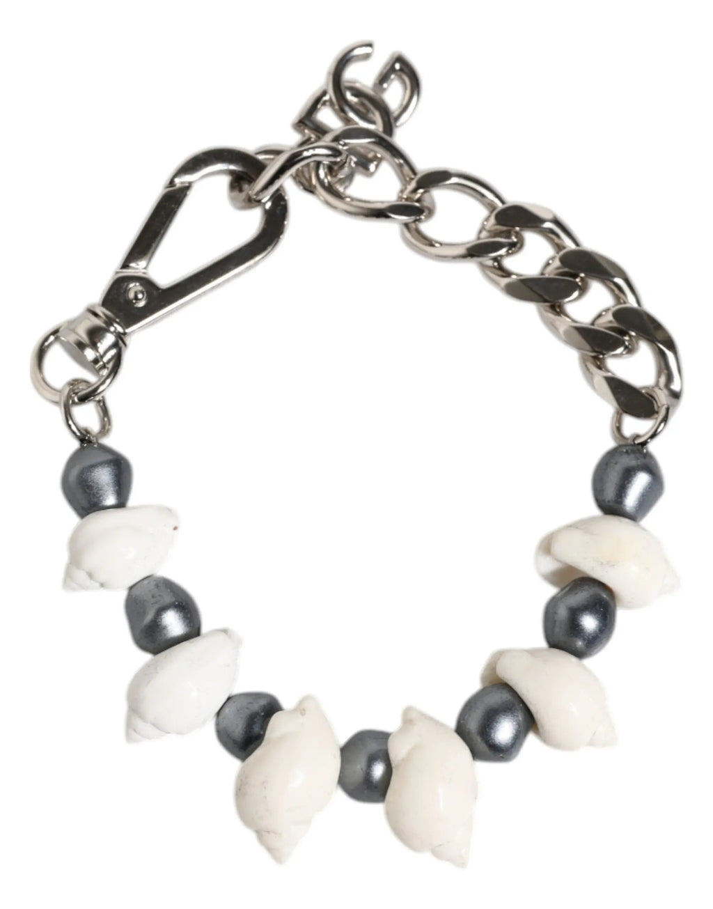 Bracelet en chaîne argentée dolce & gabbana en laiton avec perles grises et coquillages blancs alternés et pendentif logo dg