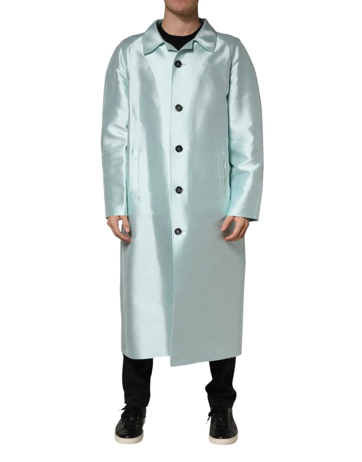 Trench coat long en satin couleur menthe légère avec col classique et boutons noirs de dolce gabbana