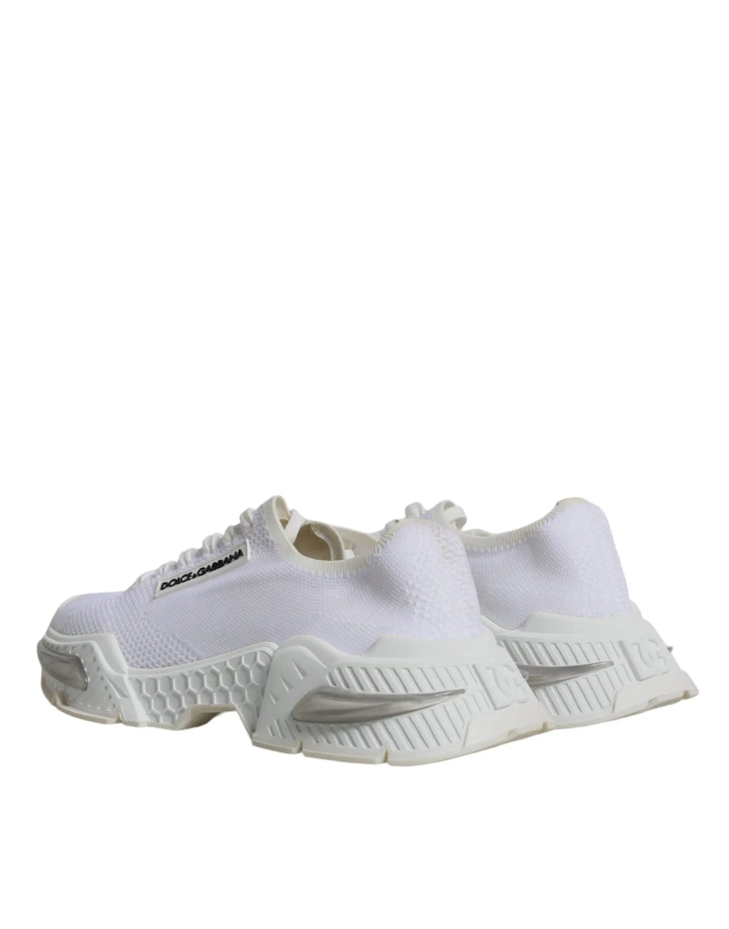 Dolce & gabbana white airmaster low top men sneakers with chunky textured sole and knit upper in white
