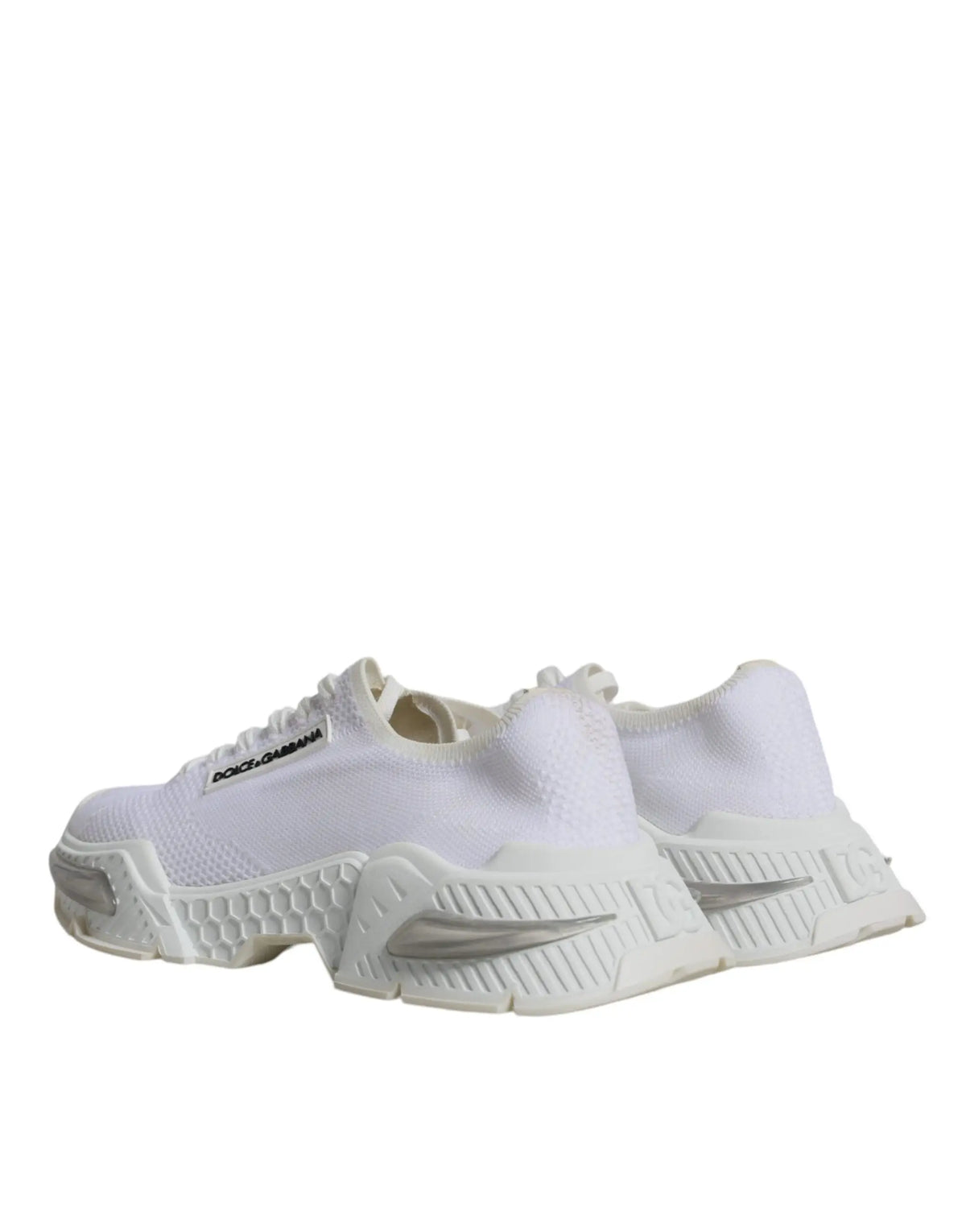 Dolce & gabbana white airmaster low top men sneakers with chunky textured sole and knit upper in white