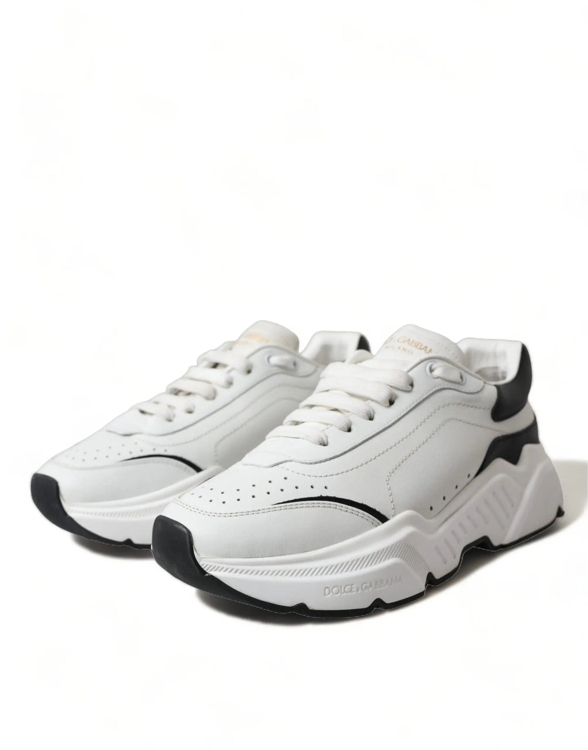 Baskets dolce gabbana daymaster blanches et noires en cuir avec semelle en caoutchouc texturée et design chunky