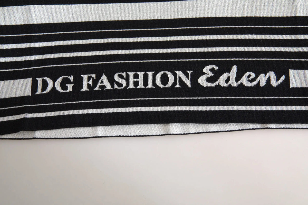 Écharpe noire et blanche rayée en coton avec broderie dg fashion eden sur tee-shirt dolce gabbana blanc col rond