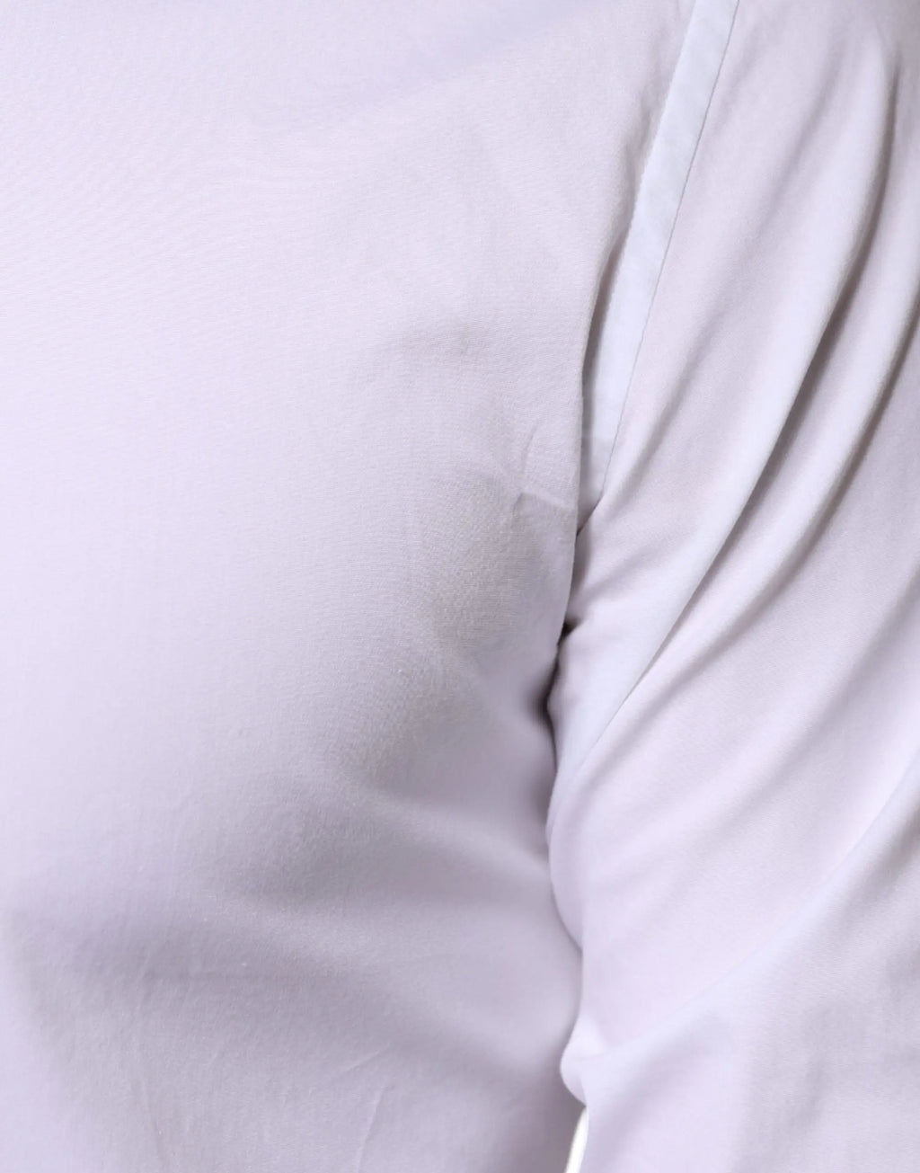 Chemise homme formelle dolce & gabbana en coton blanc avec texture douce et légèrement froissée