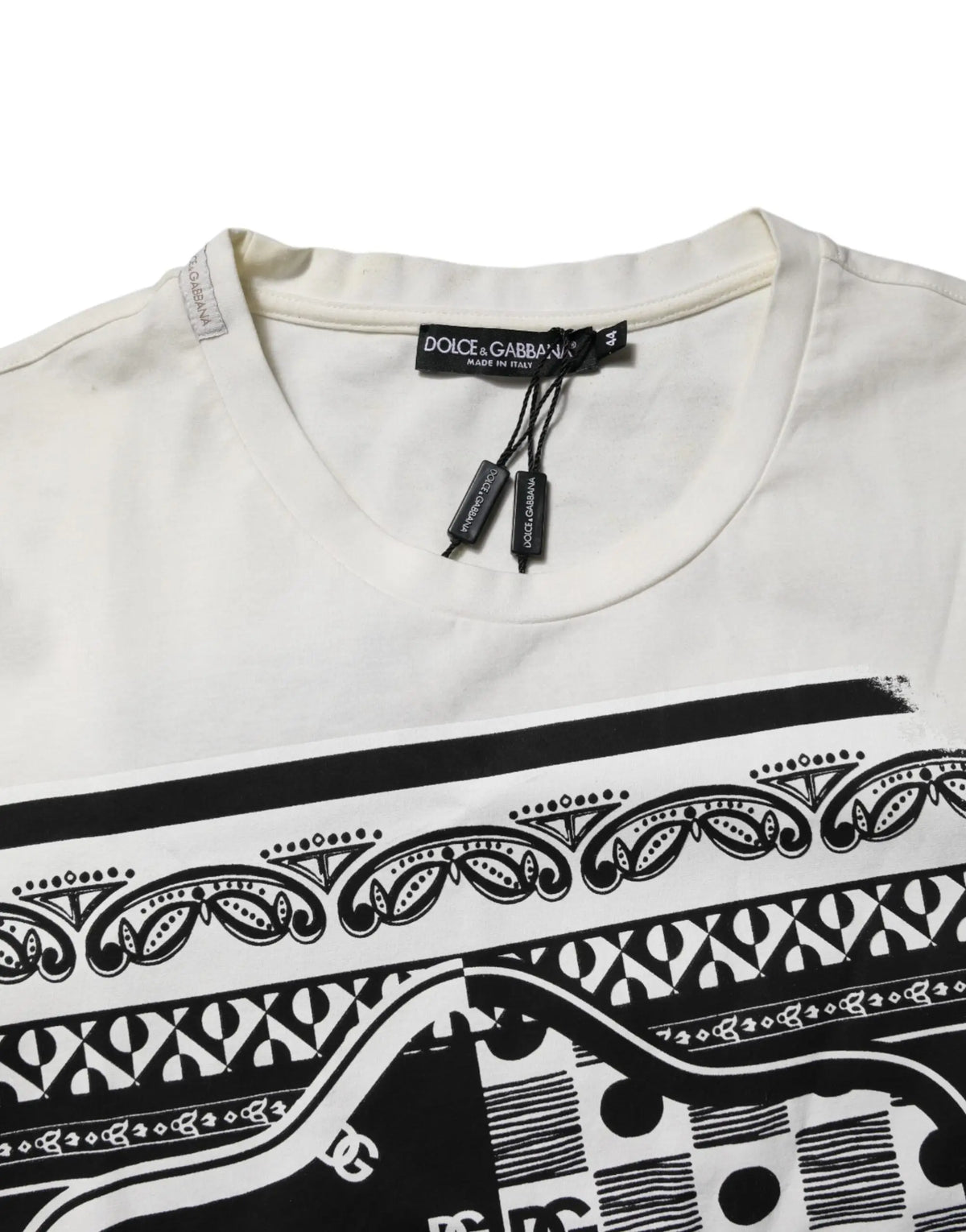 T-shirt blanc dolce & gabbana en coton avec imprimé logo bandana noir et motifs paisley géométriques détaillés