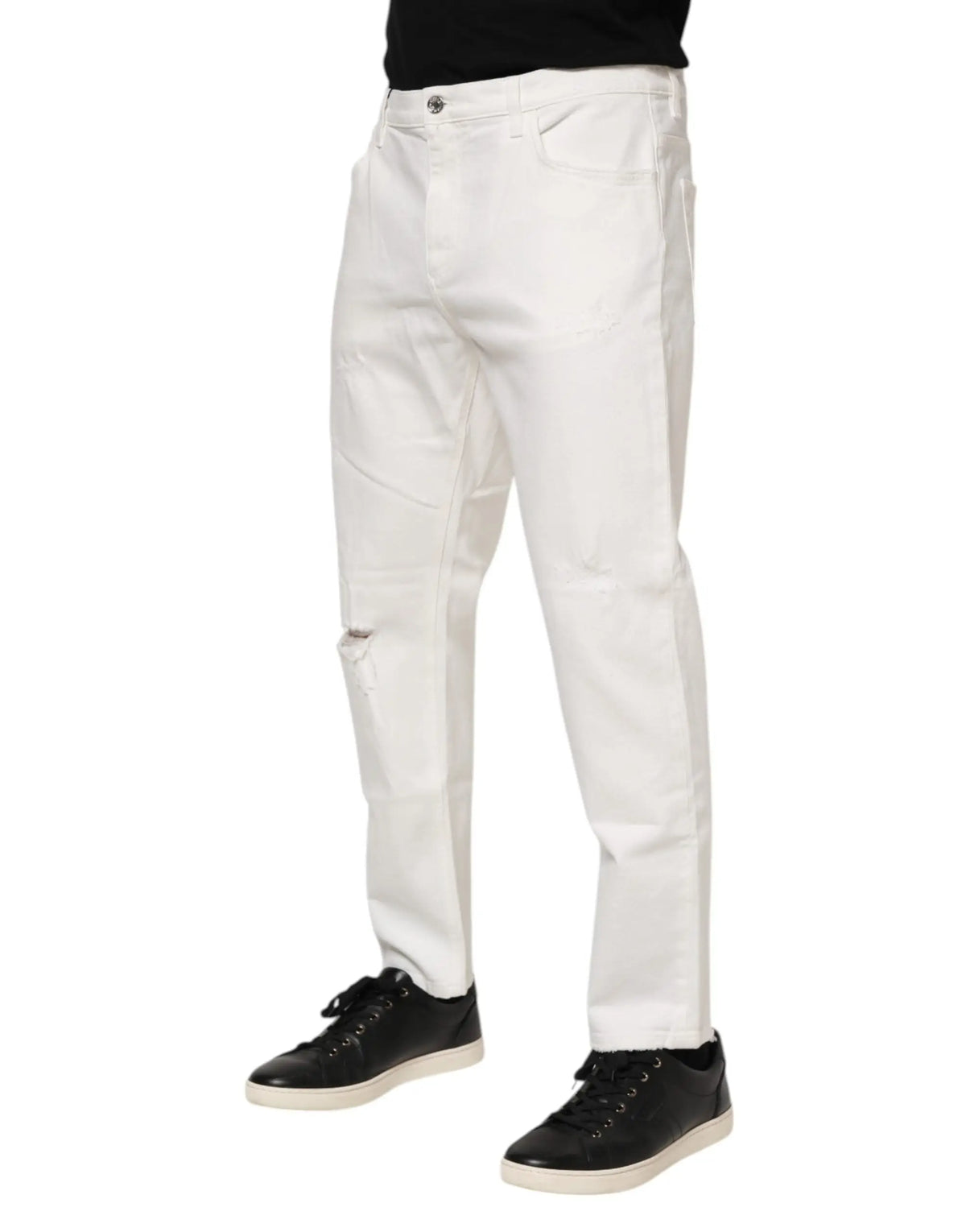 Jeans en denim blanc en coton dolce gabbana pour homme avec coupe ample et légère déchirure au genou gauche