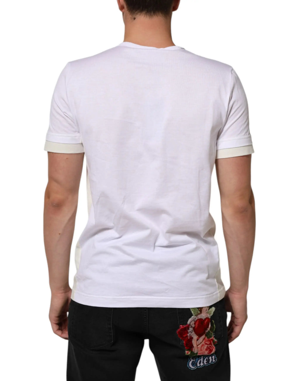 Dolce & gabbana t-shirt blanc en coton avec manches courtes poche et patch brodé rose rouge au dos