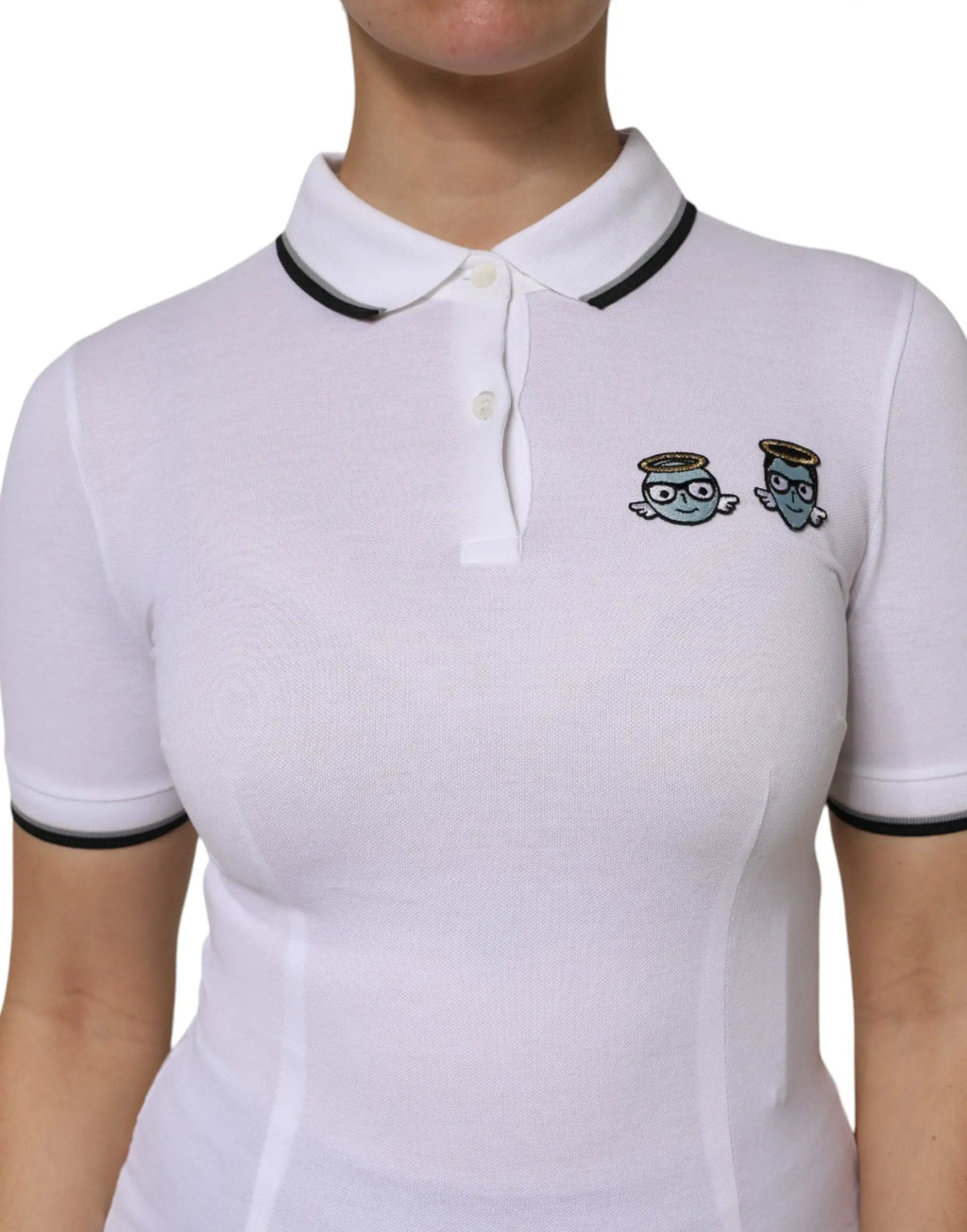 Polo blanc dolce & gabbana en coton à manches courtes avec col et manches noirs et visages danges brodés