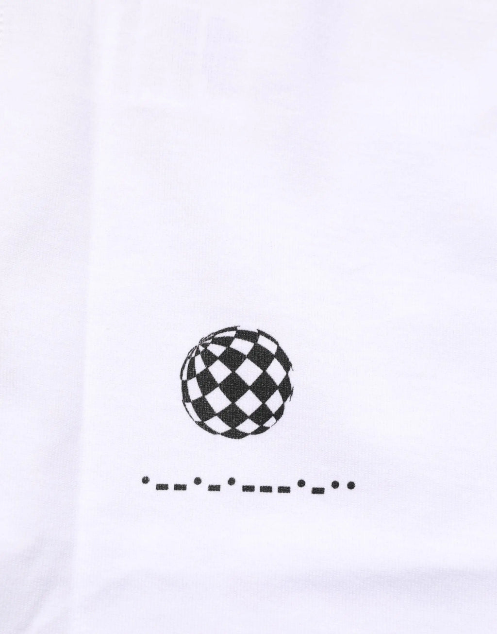 Débardeur blanc en coton dolce & gabbana avec sphère à carreaux noir et blanc brodée au-dessus d’une ligne pointillée