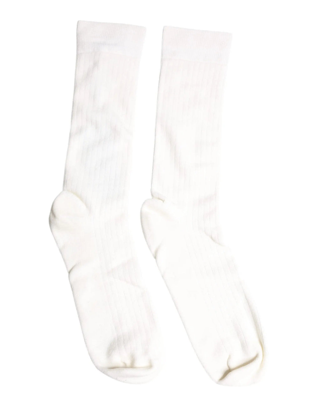 Une paire de chaussettes homme dolce & gabbana blanches en coton mi-mollet avec texture douce et design simple