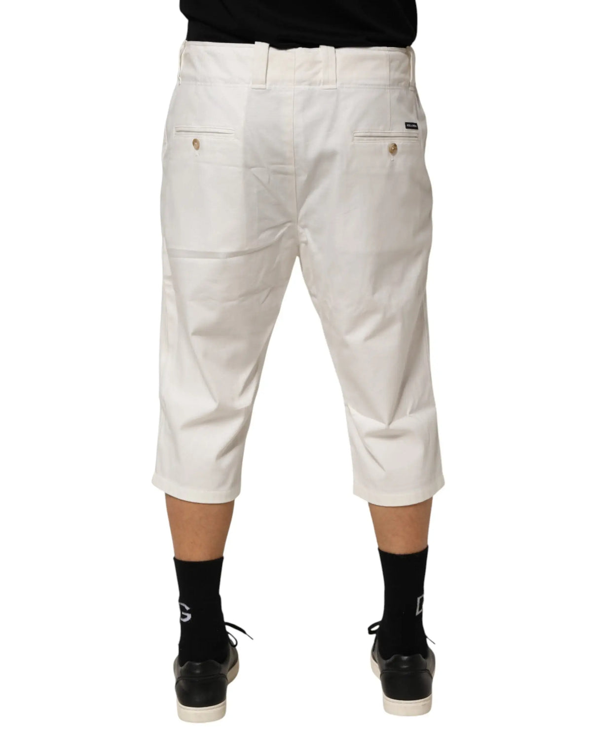 Pantalon capri blanc en coton stretch dolce gabbana avec poches à boutons dorés et étiquette de marque à la taille