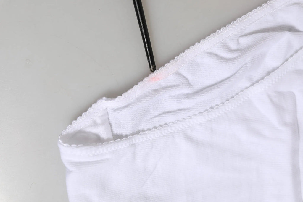 Culotte taille haute blanche dolce et gabbana en coton stretch avec bordure festonnée délicate