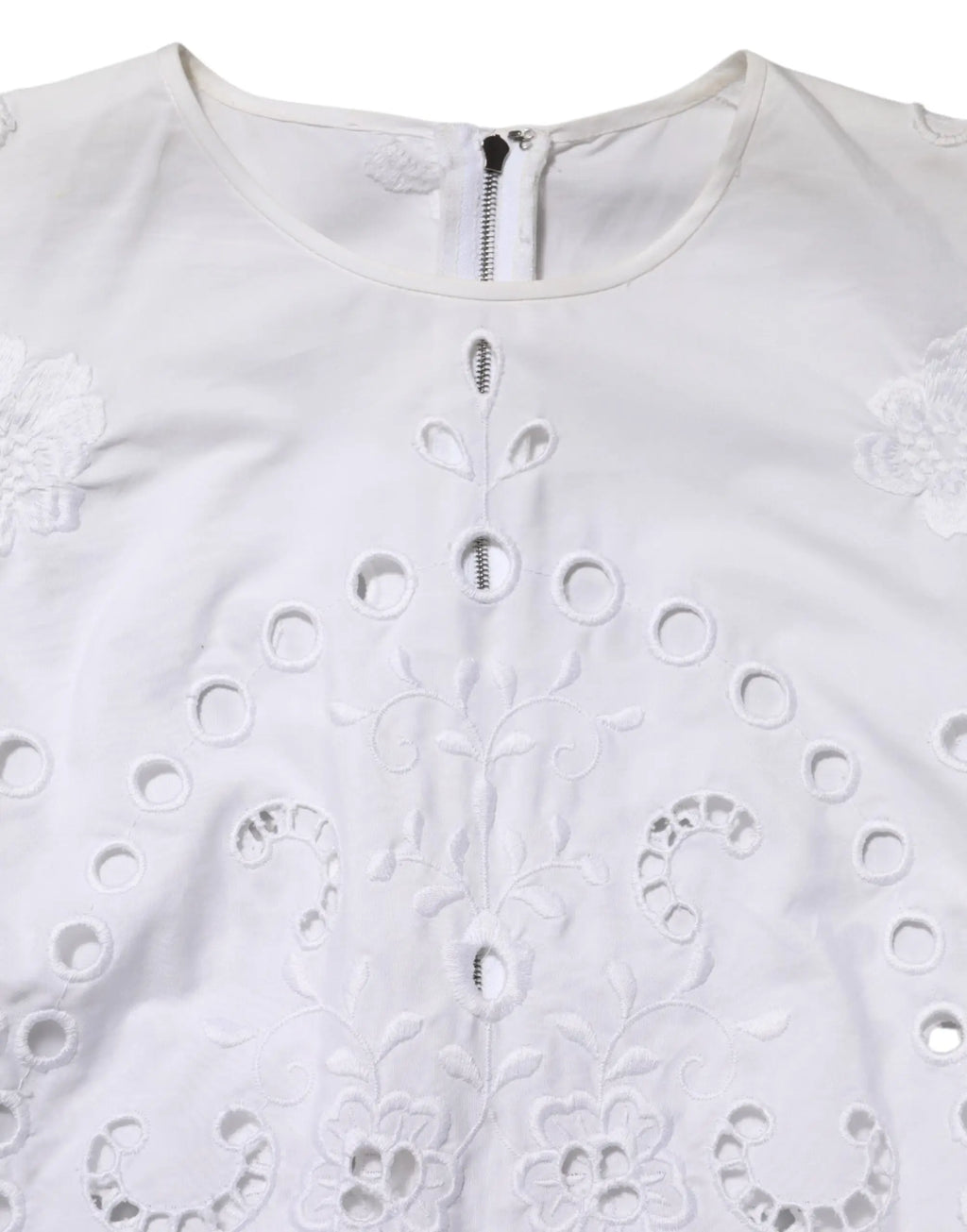 Dolce & gabbana robe mini blanche en ligne douce avec broderie florale délicate et motifs ajourés circulaires