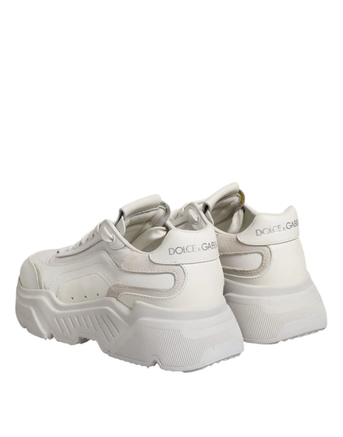 Baskets basses dolce & gabbana daymaster blanches à semelle plateforme épaisse en cuir texturé avec design superposé