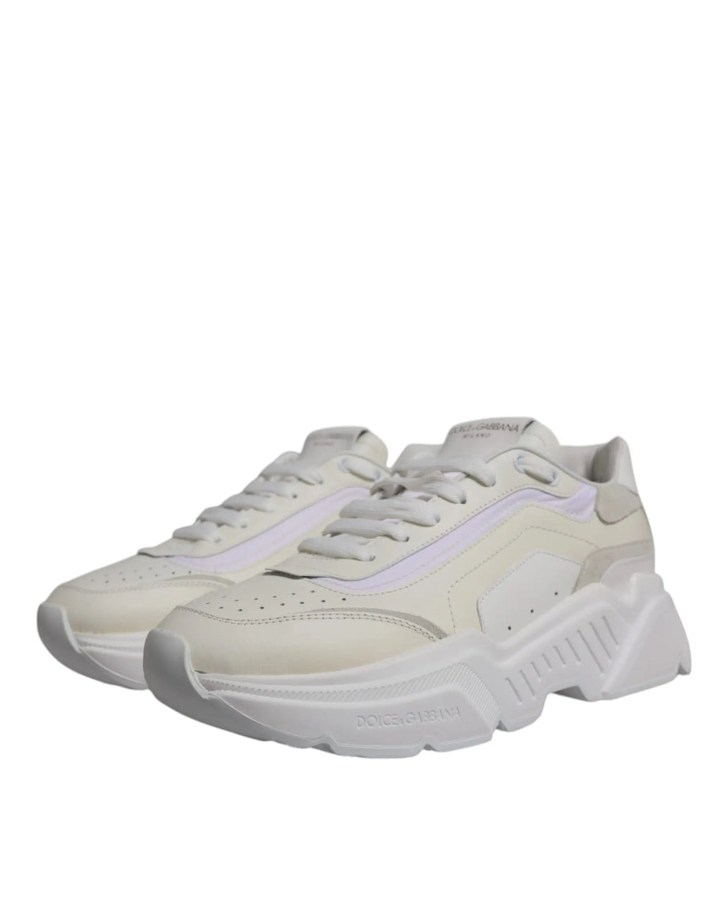 Baskets basses dolce & gabbana daymaster blanches crème avec semelle en caoutchouc blanche et accent lavande subtil