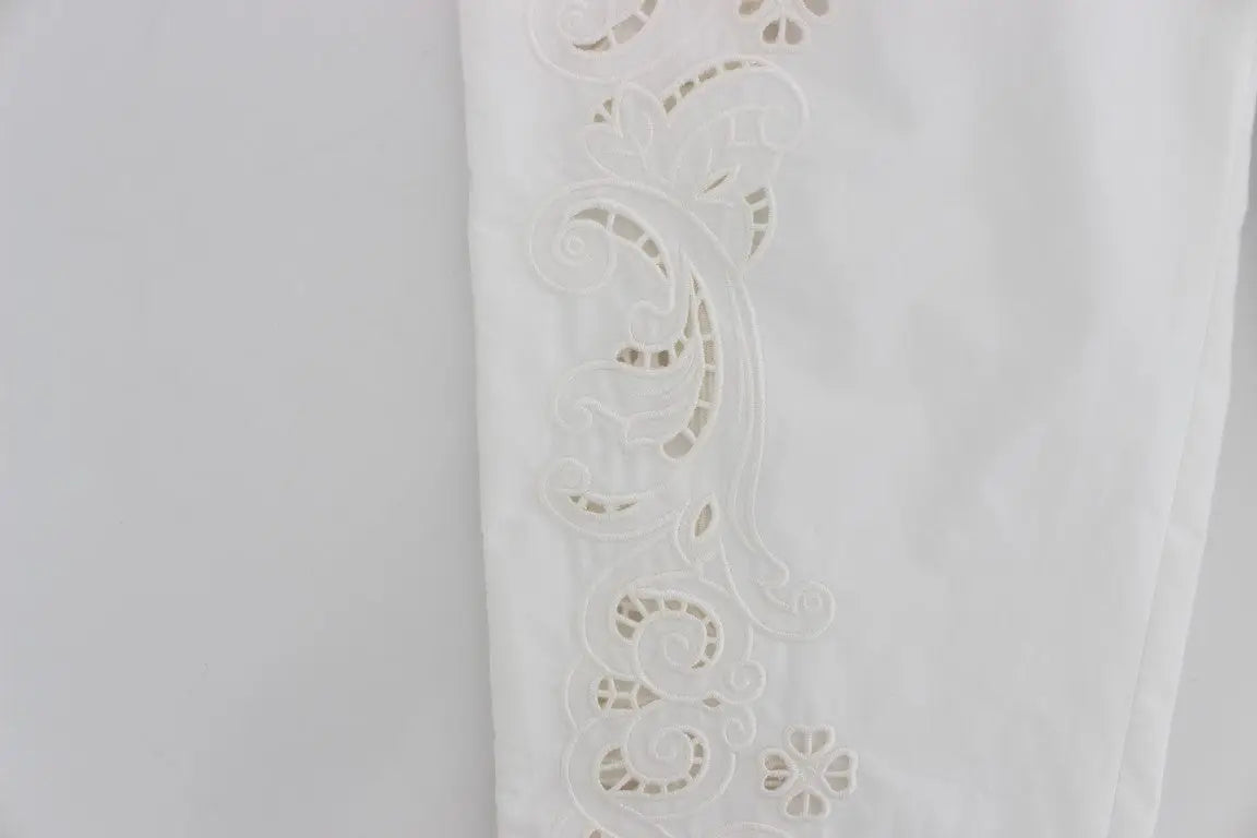 Pantalon sicily dolce & gabbana blanc avec broderies florales délicates et motifs en arabesque sur la couture côté