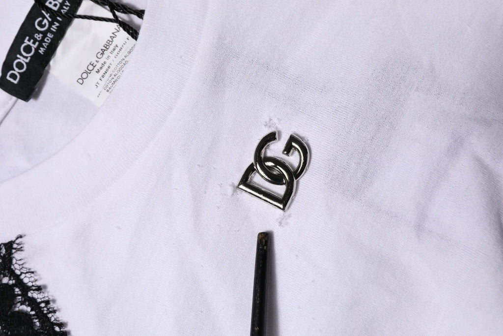 T-shirt blanc dolce & gabbana en dentelle fleurie avec logo dg argenté métallique au col