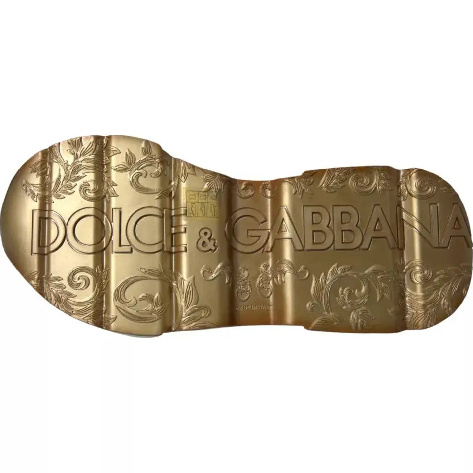 Semelle couleur or avec embossage floral et arabesque détail du soulier dolce & gabbana white gold daymaster cuir homme