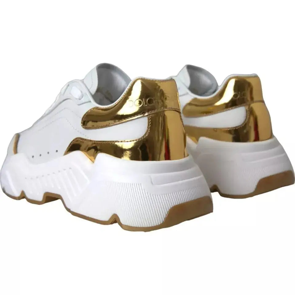 Baskets chunky dolce & gabbana daymaster en cuir blanc et or avec talon métallique brillant