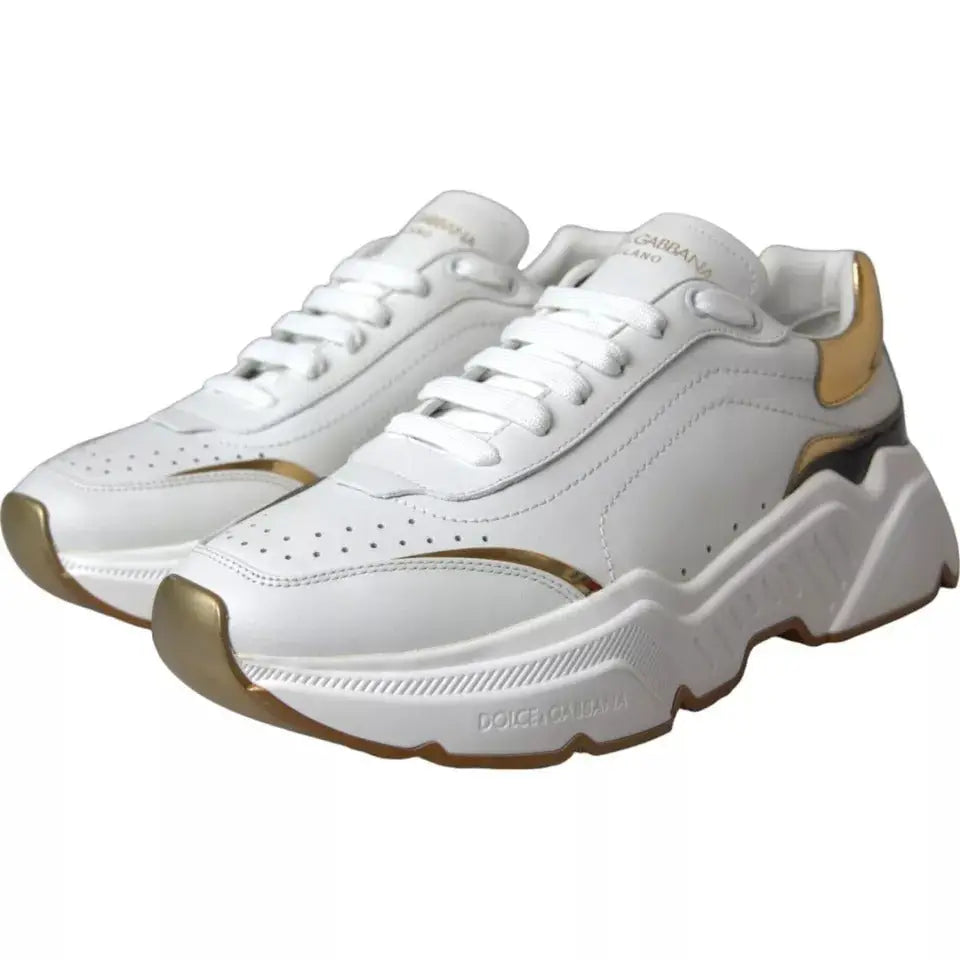 Baskets dolce & gabbana white gold daymaster en cuir blanc avec accents dorés et semelle épaisse pour homme