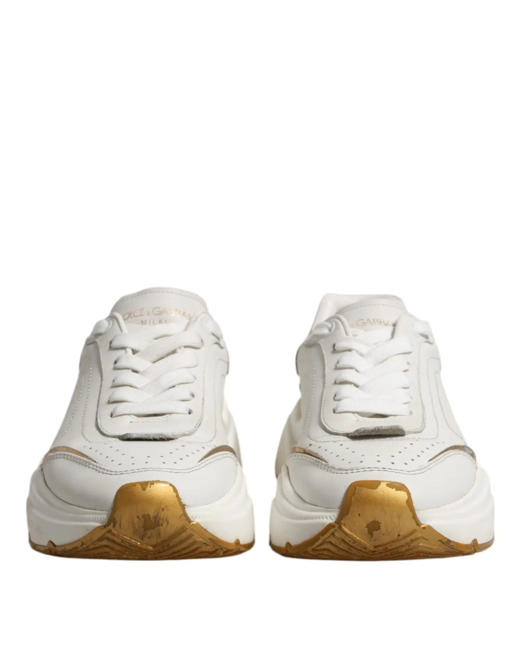 Baskets basses dolce & gabbana daymaster blanches en cuir avec détails dorés et semelle épaisse logo sur la languette