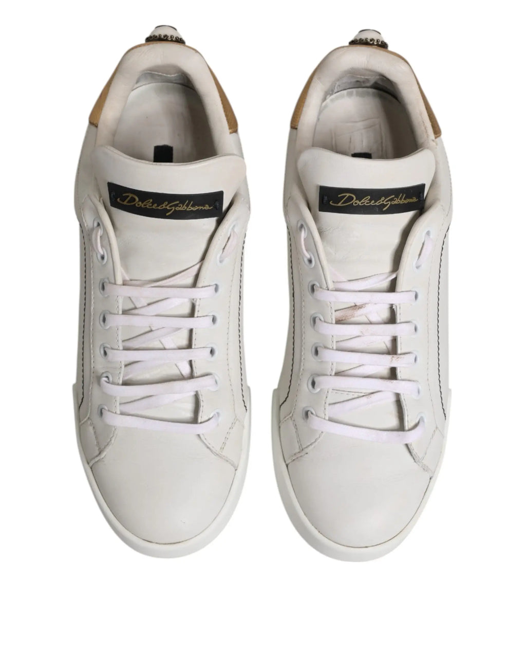 Baskets basses dolce & gabbana en cuir blanc avec accents tan et détails métalliques au talon